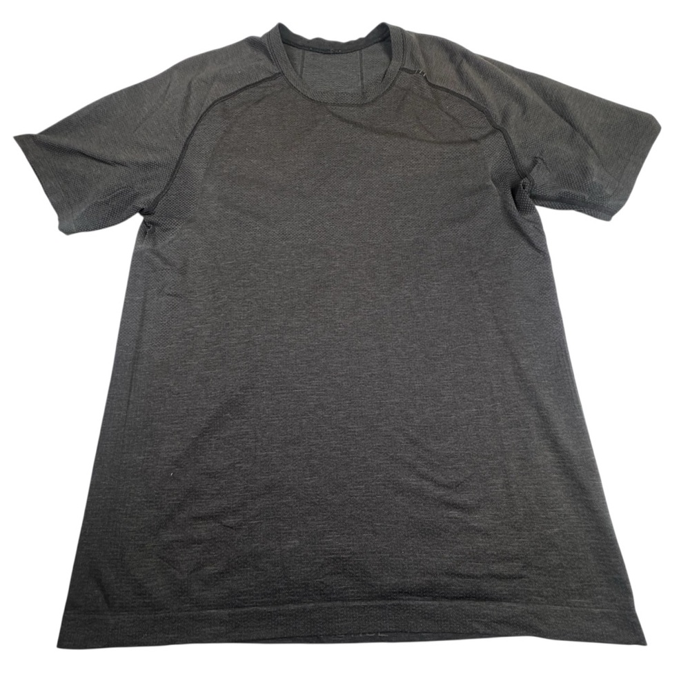 SOLD !!!!!!! Shirt Medium Gray Activewear Gym Stretch Yoga Metal Vent Tech